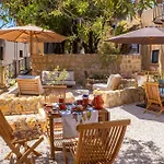 ゲストハウス Amoroso - Ospitalita Mediterranea 4*