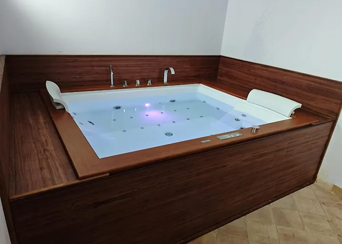 Amoroso - Ospitalita Mediterranea Gasthuis 4*