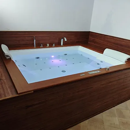 Amoroso - Ospitalita Mediterranea Pensión 4*