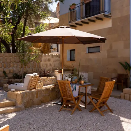 Amoroso - Ospitalita Mediterranea Agrigento