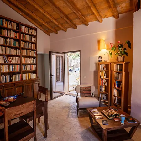 Amoroso - Ospitalita Mediterranea