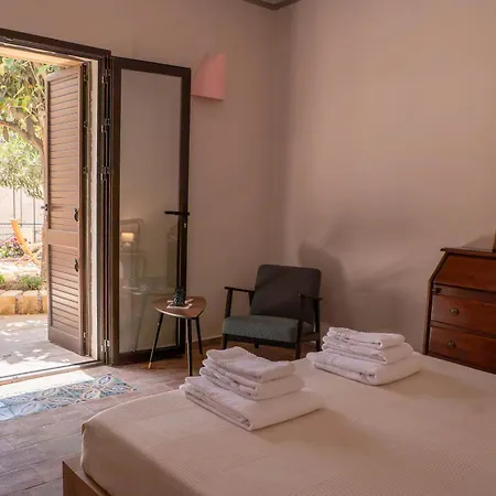 Pensión Amoroso - Ospitalita Mediterranea