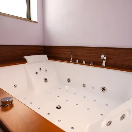 Amoroso - Ospitalita Mediterranea