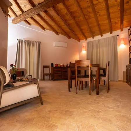 Amoroso - Ospitalita Mediterranea Agrigento