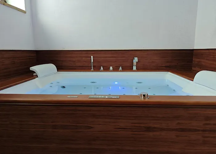 Amoroso - Ospitalita Mediterranea 4*