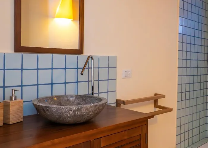 Amoroso - Ospitalita Mediterranea